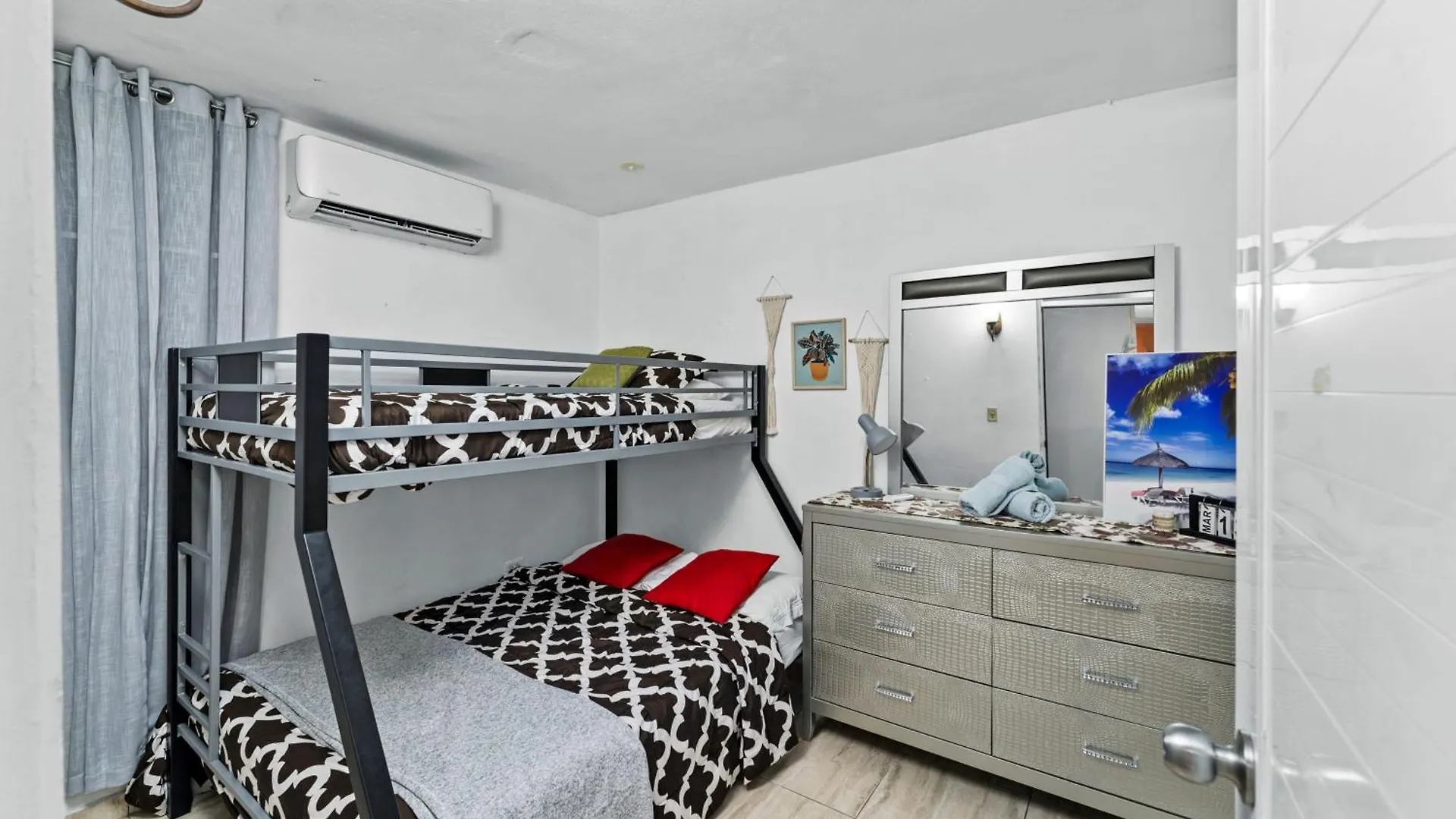 Lupa Guesthouse Affordable Family Home Rincon 0*,  Πουέρτο Ρίκο